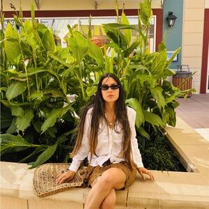 Meet your Posher, Vivian